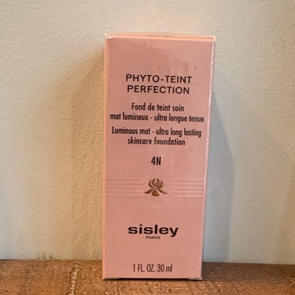 Sisley Phyto-Teint Perfection in 4N (neutral)